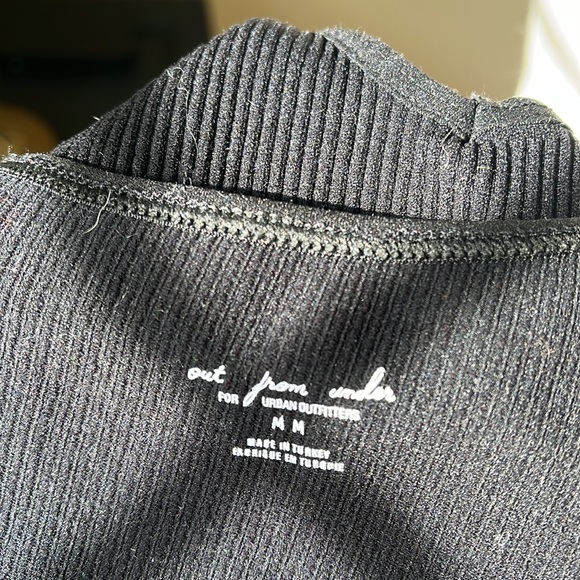 Urban outfitters, halter top, spandex-like material, can be worn as a bra-lette - Picture 3 of 3